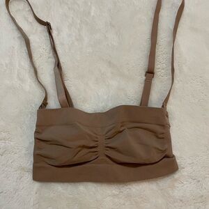 SKIMS Tan seamless sculpting Bandeau bra & Strapless Top xxs